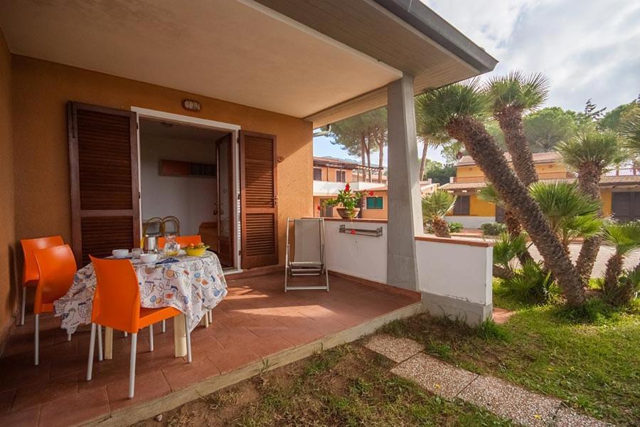 Residence Le Grazie Est กาโปลิเวรี ภายนอก รูปภาพ