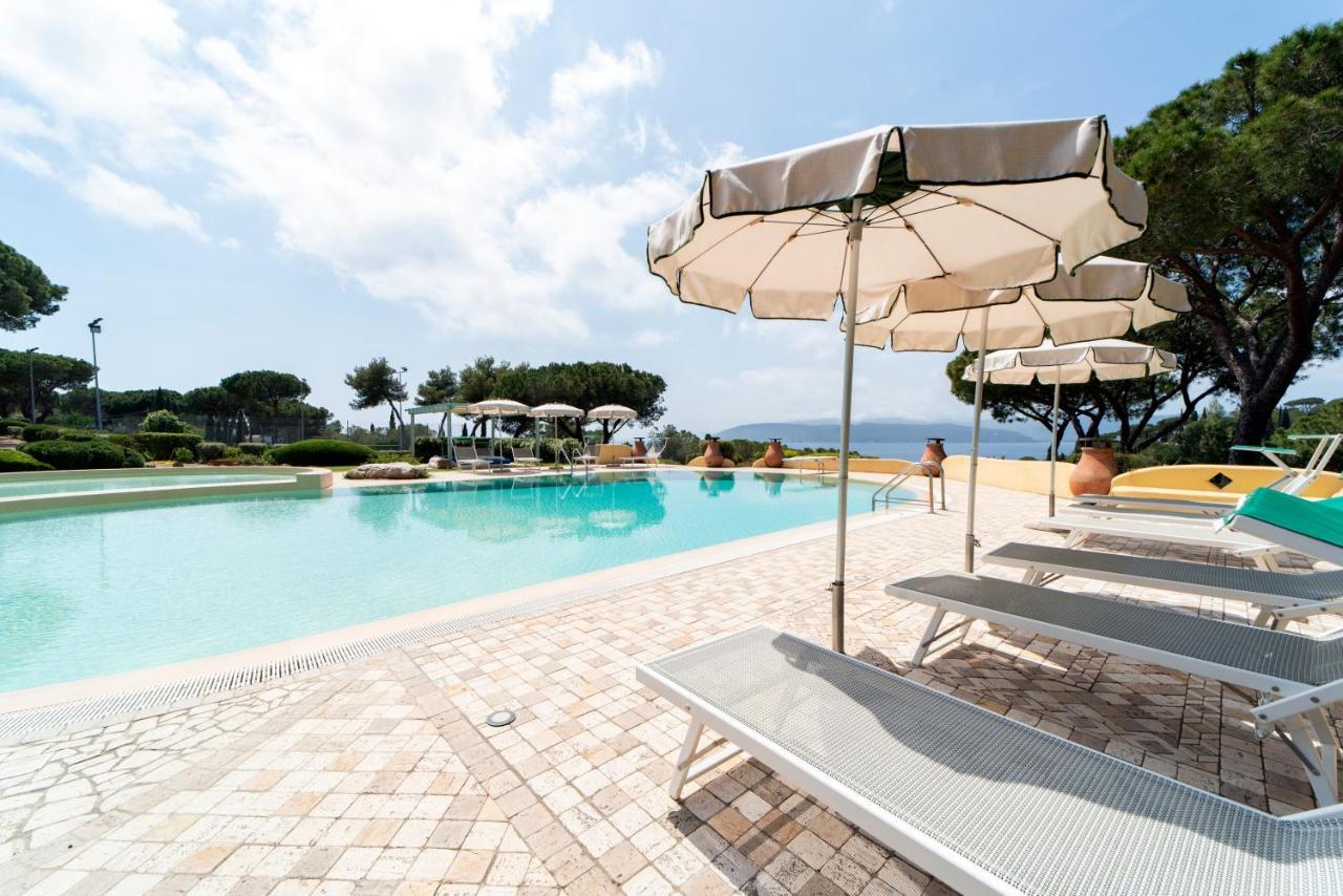 Residence Le Grazie Est กาโปลิเวรี ภายนอก รูปภาพ