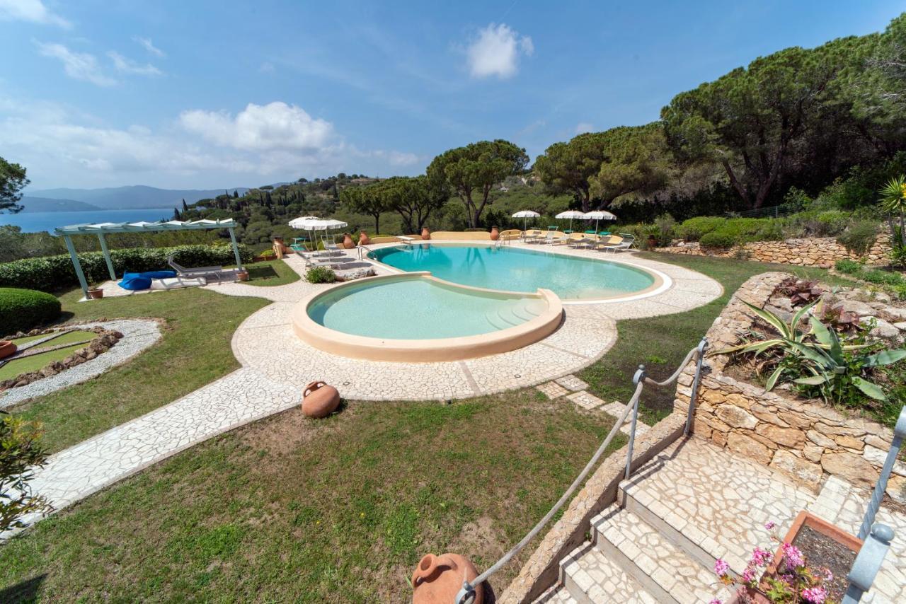 Residence Le Grazie Est กาโปลิเวรี ภายนอก รูปภาพ