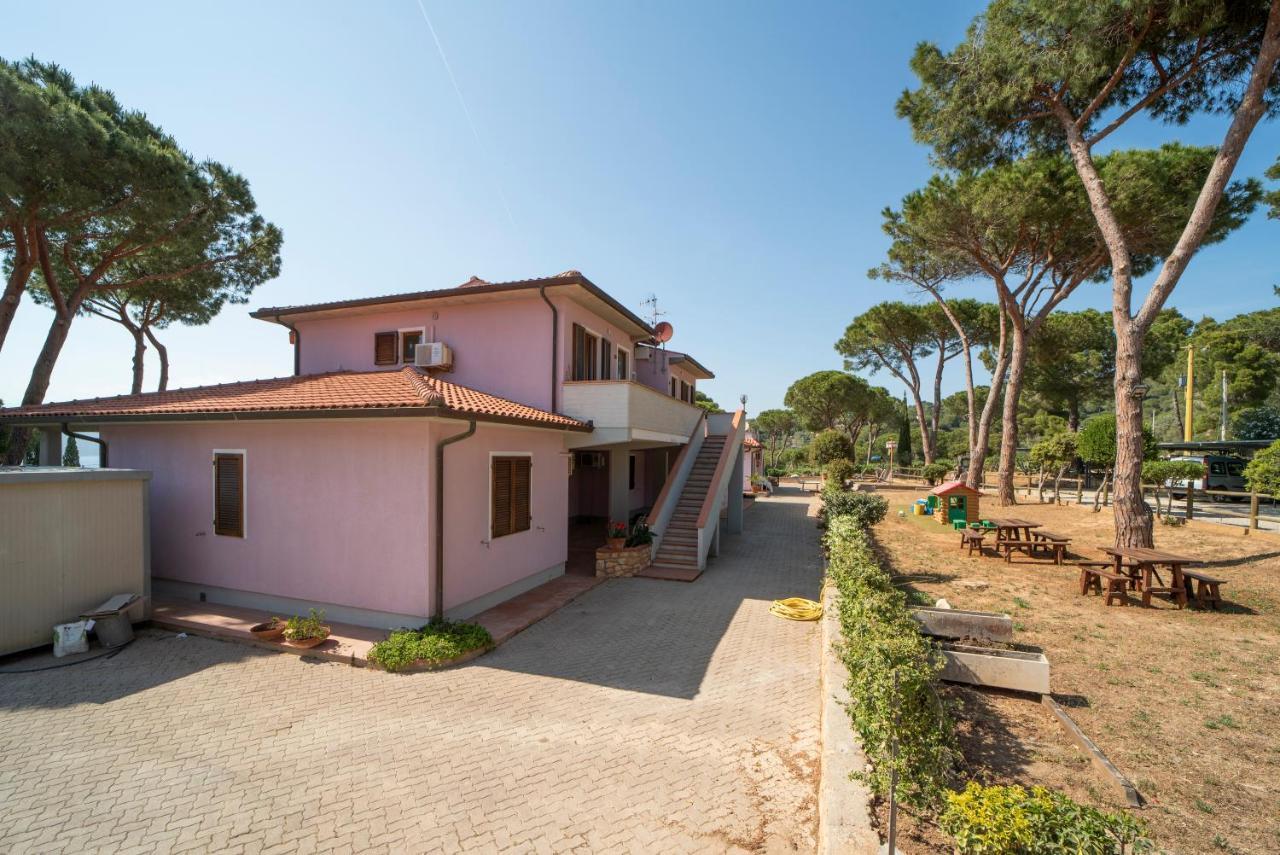 Residence Le Grazie Est กาโปลิเวรี ภายนอก รูปภาพ