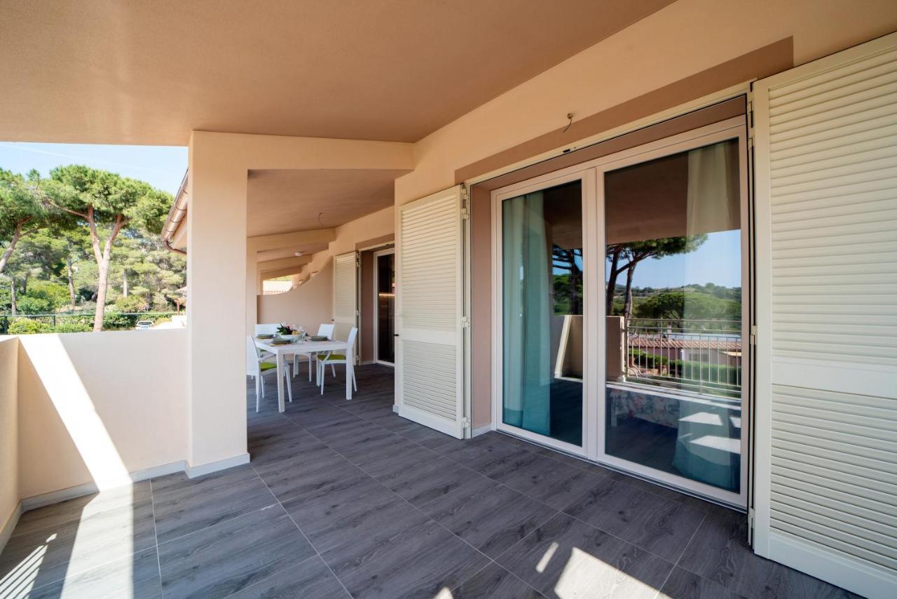 Residence Le Grazie Est กาโปลิเวรี ภายนอก รูปภาพ